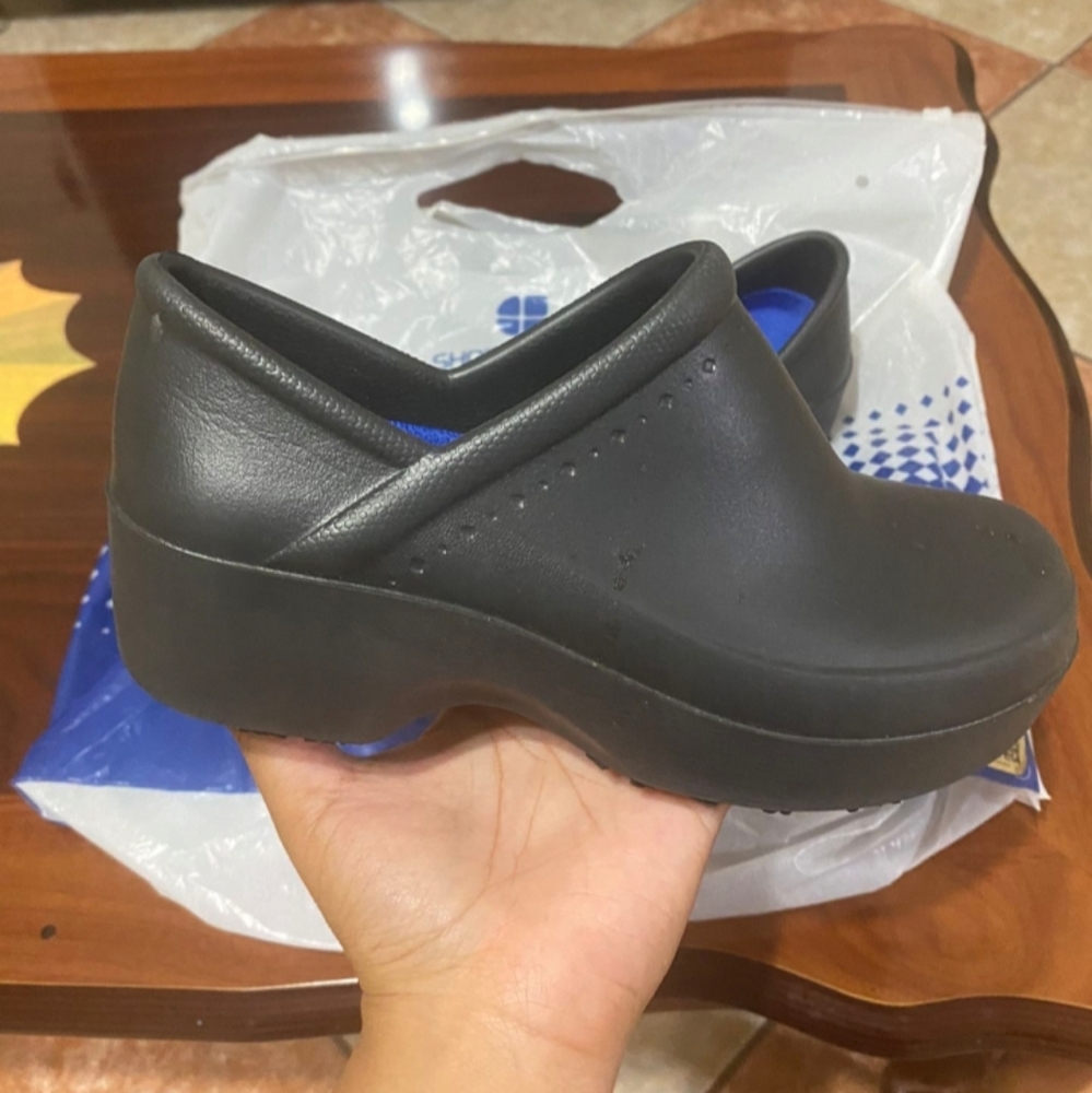 Shoes For Crews 66709 Cobalt Women's Medium Width Black Water-Resistant Soft Toe